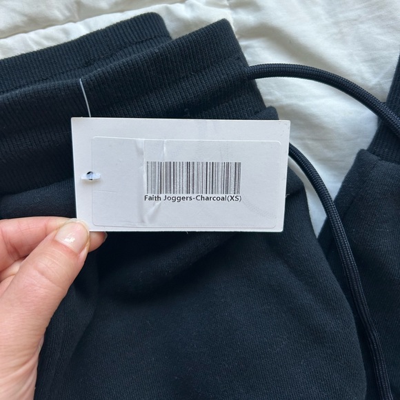 First Health Faith Joggers || - Picture 3 of 5